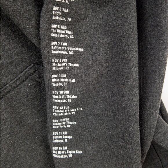 The Devil Wears Prada Hoodie - 2019 Act Tour Graphic Arm/Back Band Merch | Large - Picture 6 of 13